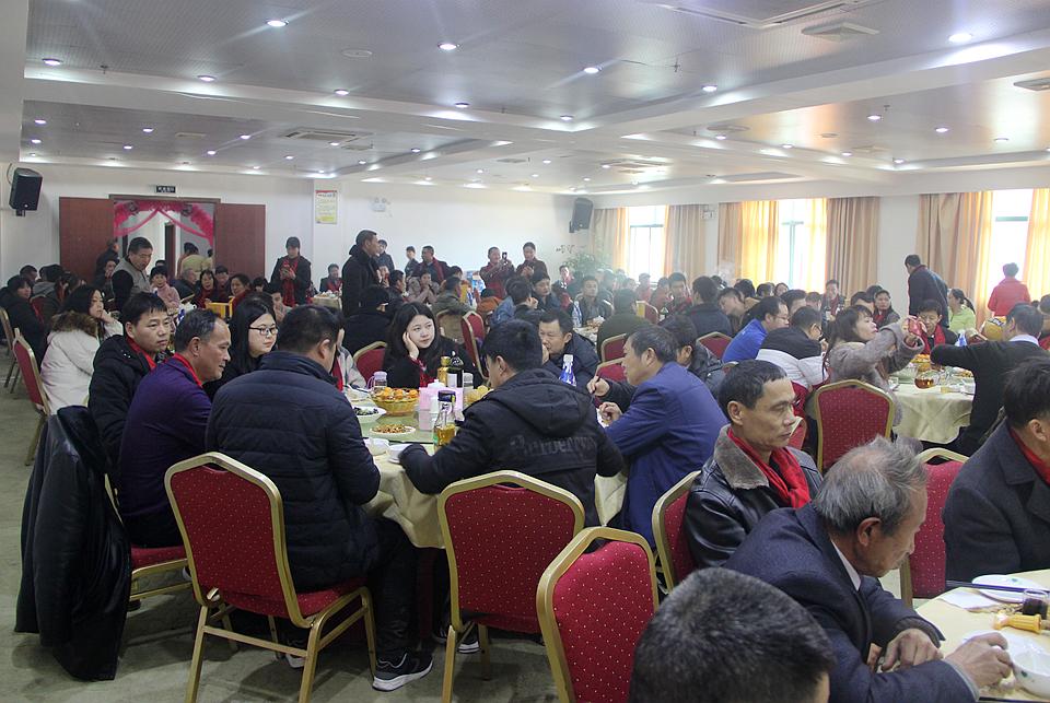 幸运大抽奖《 一等奖 》抽奖嘉宾赣州原民政局党组书记陈式金先生